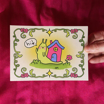 Carte postale escargot/ Prix (sans les frais de ports): 2.50€/ Papier: 330 g/m² mat/ Impression: couleur recto verso/ Format: 12 x 17cm